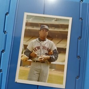 Original 1960s Tommie Agee New York Mets 3.5 by 5 inch baseball photo